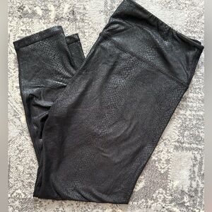 Black Snake Skin Patterned Leggings